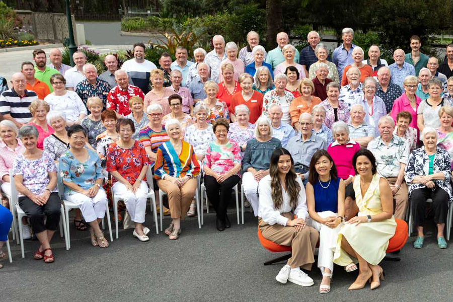 Group shot of Elements retirement living residents during 2021