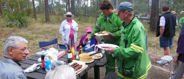 BBQ at Daisy Hill Koala Park feeding the rangers
