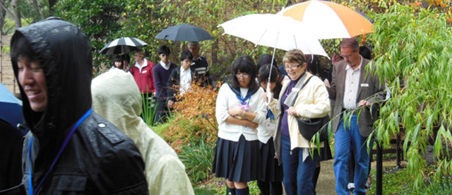 Japanese Homestay Students Visit Elements - Zen Garden
